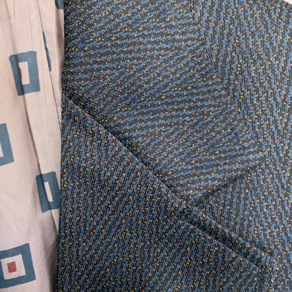 B Bonds Blazer Men‎ 39R Blue Herringbone Two Button 70s Wide Lapel Polyester VTG